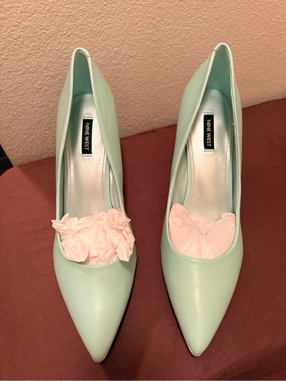 New with box Nine west mint  Green pumps size 11 pumps